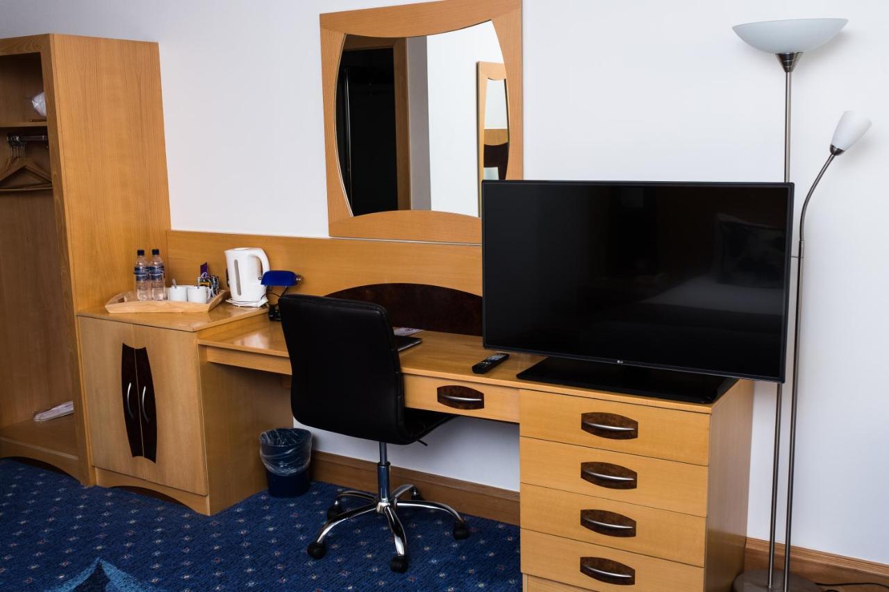 The Park Hotel Kilmarnock Ngoại thất bức ảnh