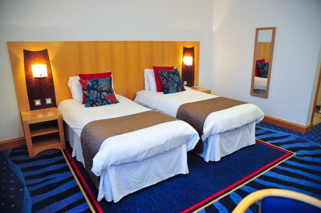 The Park Hotel Kilmarnock Ngoại thất bức ảnh